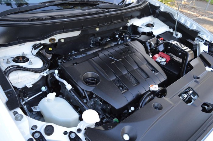 2014 Mitsubishi ASX LS XB MY15 4X4 Constant White
