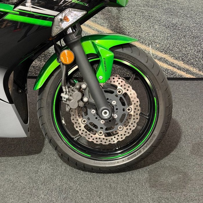 2016 Kawasaki NINJA 650L Green