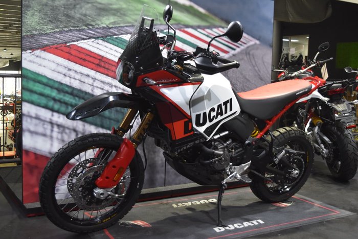 2024 Ducati DESERTX RALLY White