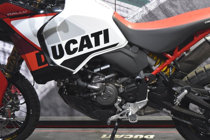 2024 Ducati DESERTX RALLY White
