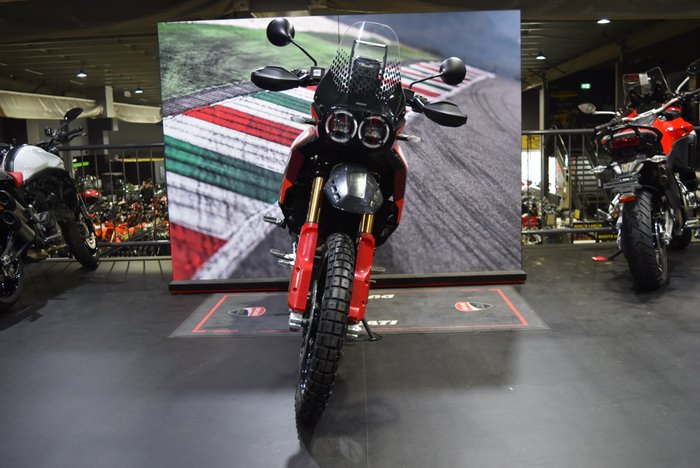 2024 Ducati DESERTX RALLY White