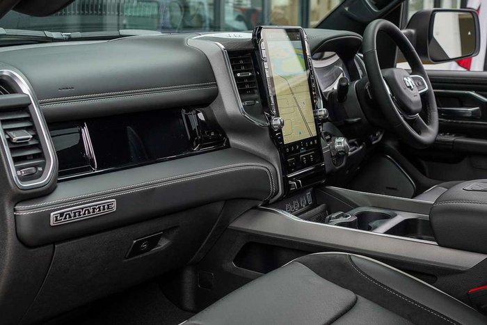 2025 RAM 1500 Laramie Sport Hurricane SO RamBox
