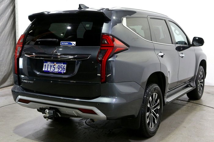 2023 Mitsubishi Pajero Sport GLS
