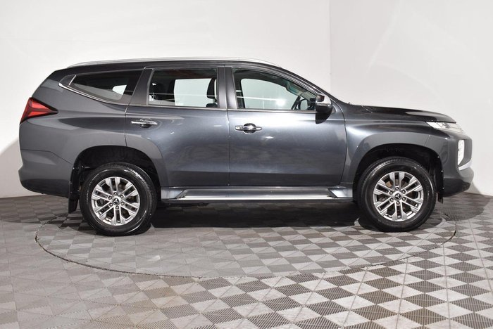 2020 Mitsubishi Pajero Sport GLX