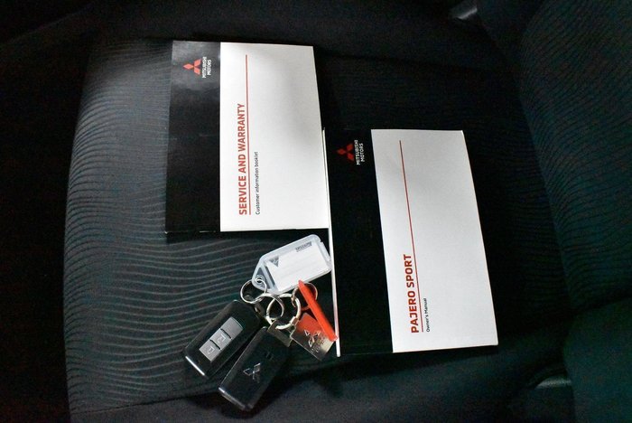 2020 Mitsubishi Pajero Sport GLX