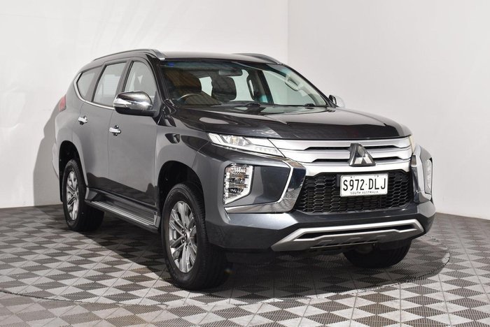 2020 Mitsubishi Pajero Sport GLX