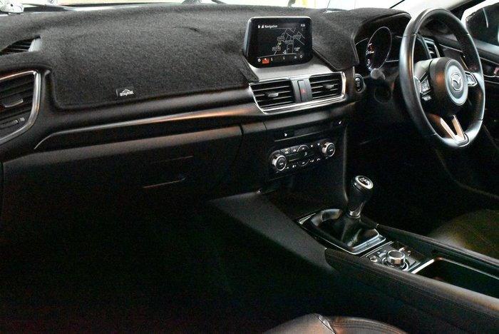 2018 Mazda 3 SP25 GT