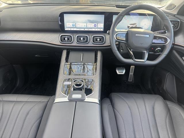 2025 Jaecoo J8 Track