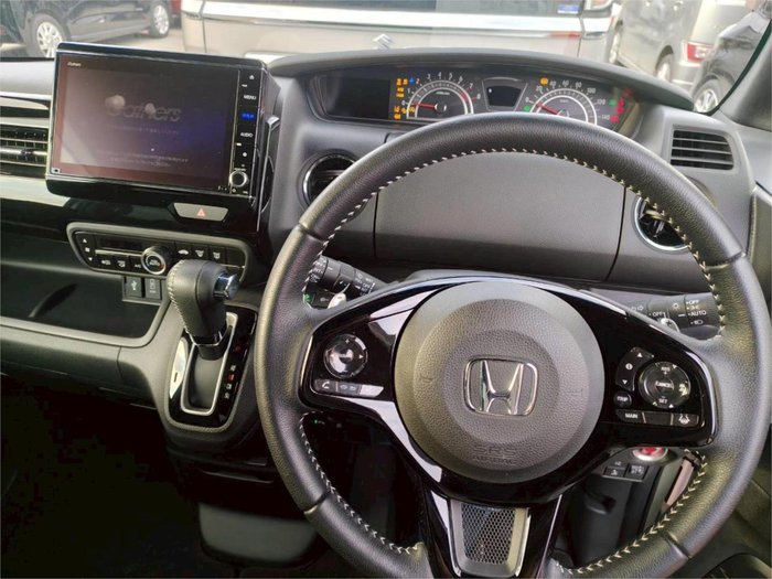 2021 Honda N-Box Custom Turbo