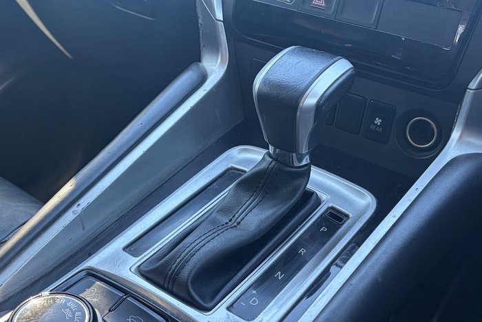 2018 Mitsubishi Pajero Sport GLS