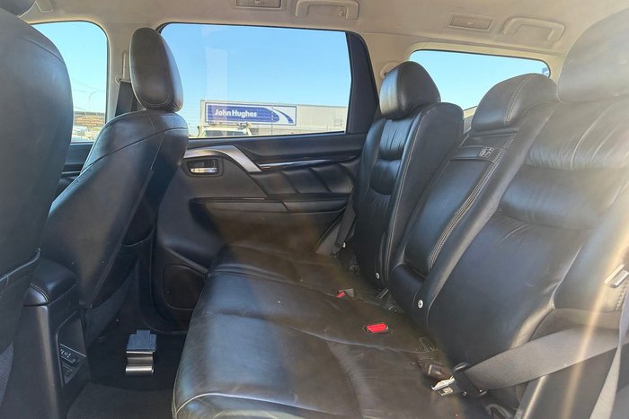 2018 Mitsubishi Pajero Sport GLS