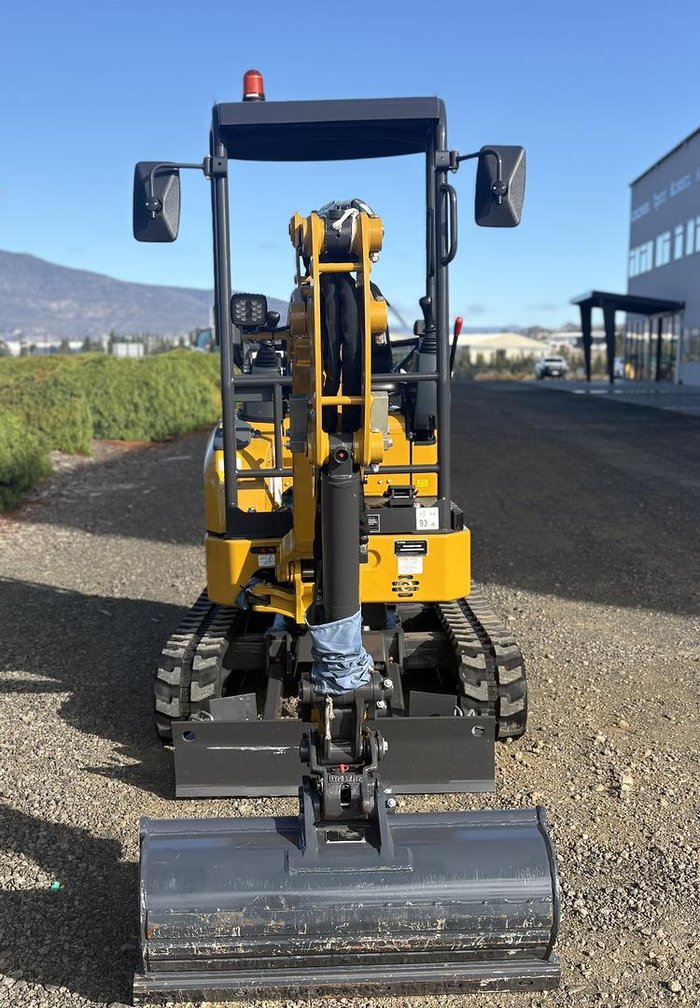 2024 XCMG Xe17u Yellow