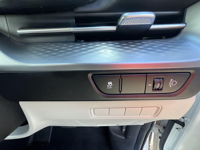 2023 Kia Carnival S