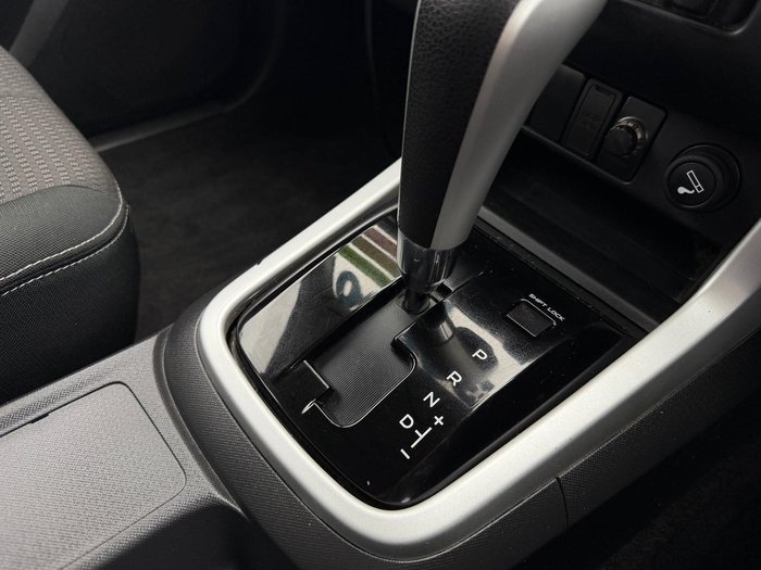 2020 Isuzu MU-X LS-M