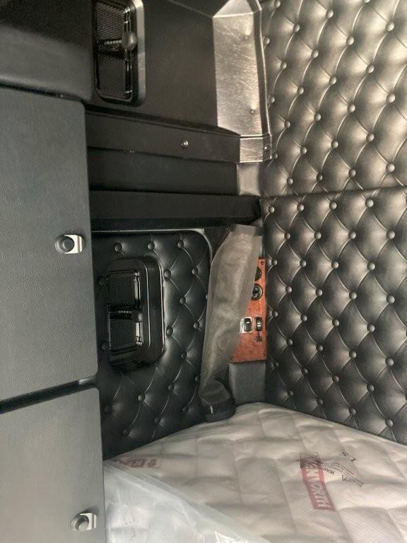 2025 Kenworth C509 165T