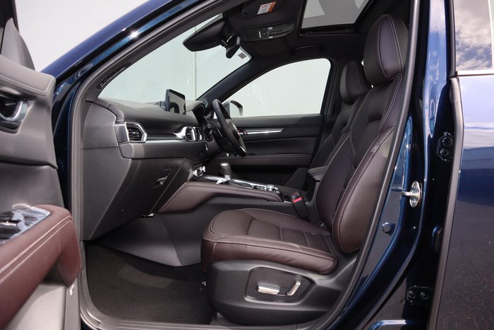 2025 Mazda CX-5 G35 Akera