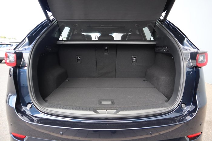 2025 Mazda CX-5 G35 Akera