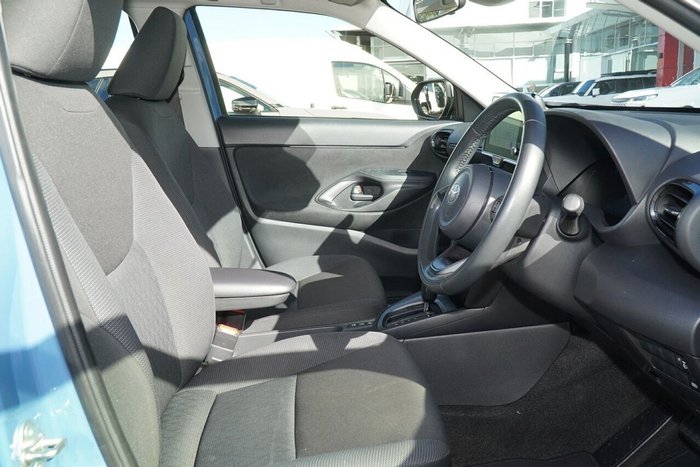 2024 Toyota Yaris Cross GX