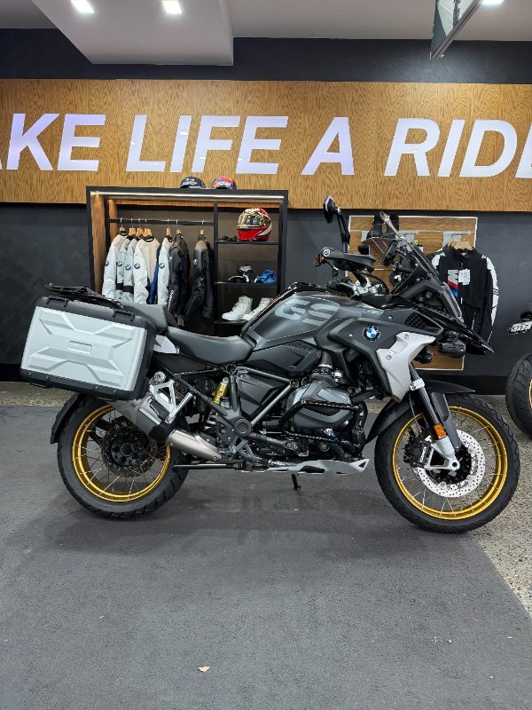 2023 BMW Motorrad R 1250 GS TRIPLE BLACK BLK STORM METALLIC/BLK/AGATE
