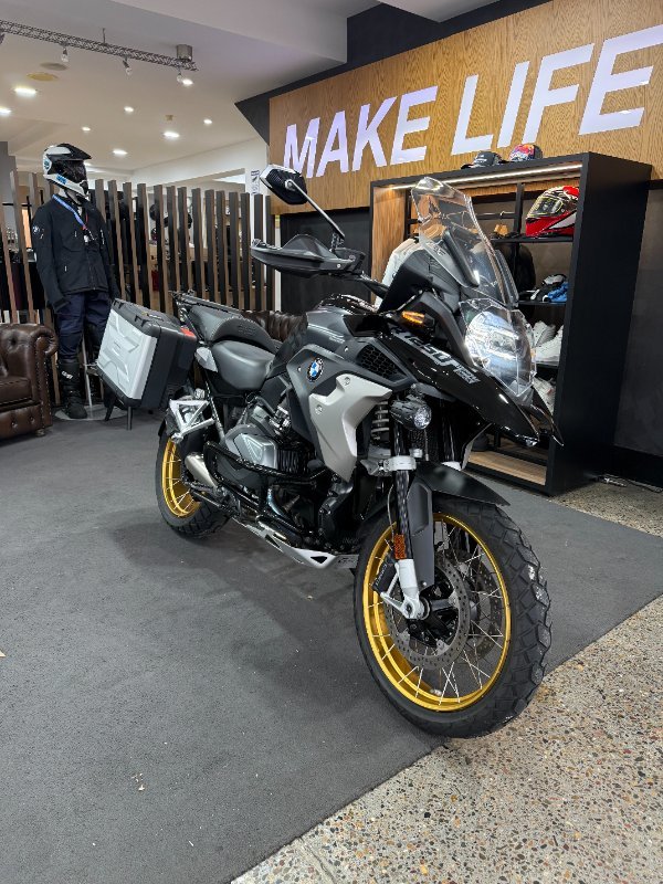 2023 BMW Motorrad R 1250 GS TRIPLE BLACK BLK STORM METALLIC/BLK/AGATE