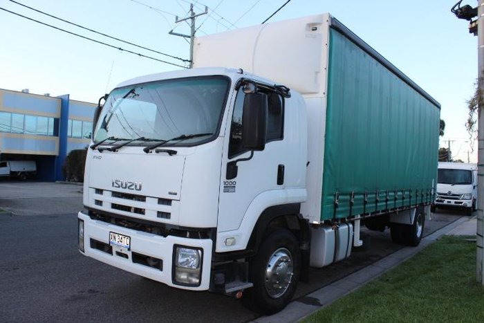 2010 Isuzu F Series FVR 1000 WHITE