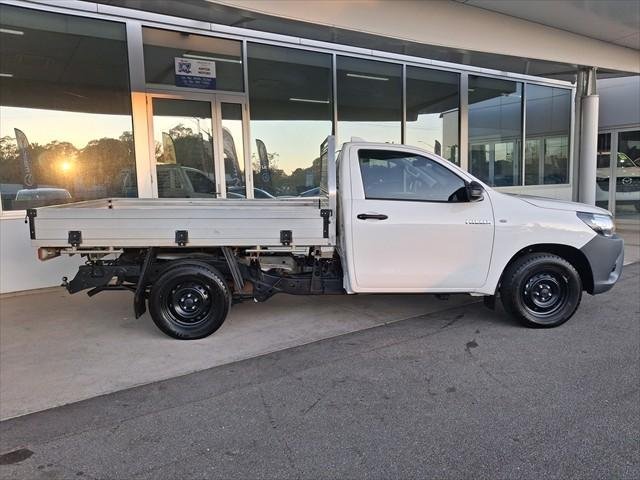 2021 Toyota Hilux Workmate TGN121R 4x2 Glacier White