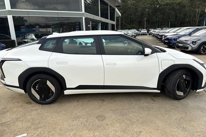 2026 Kia EV4 Air Standard Range