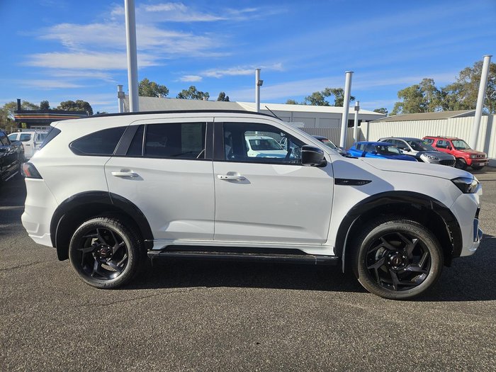 2025 Isuzu MU-X X-TERRAIN