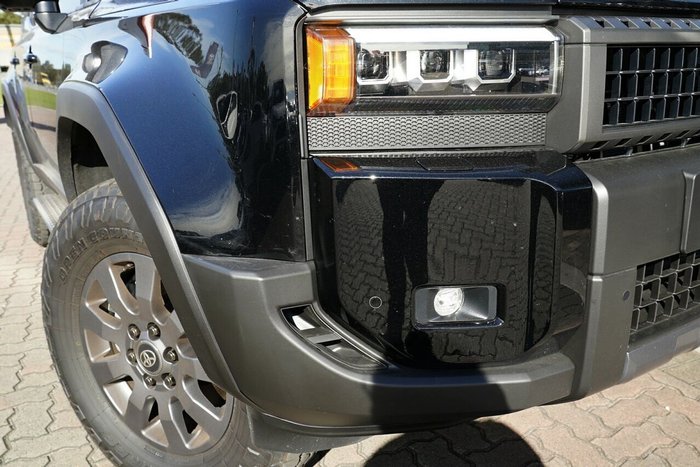 2025 Toyota Landcruiser Prado Altitude