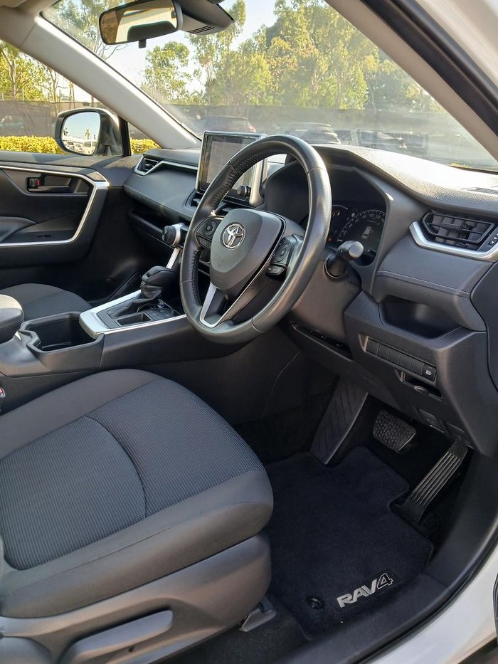 2024 Toyota RAV4 GX