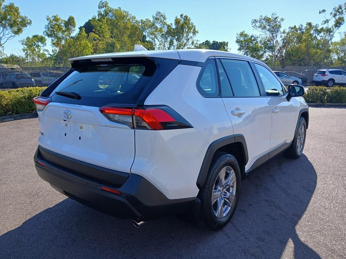 2024 Toyota RAV4 GX