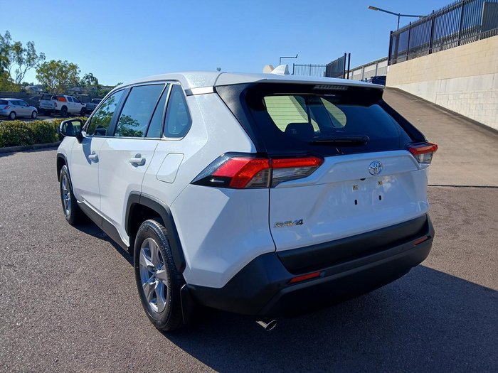 2024 Toyota RAV4 GX