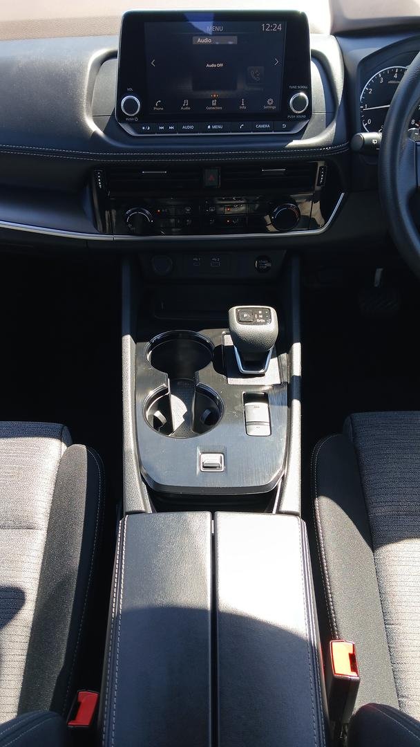 2024 Nissan X-TRAIL ST