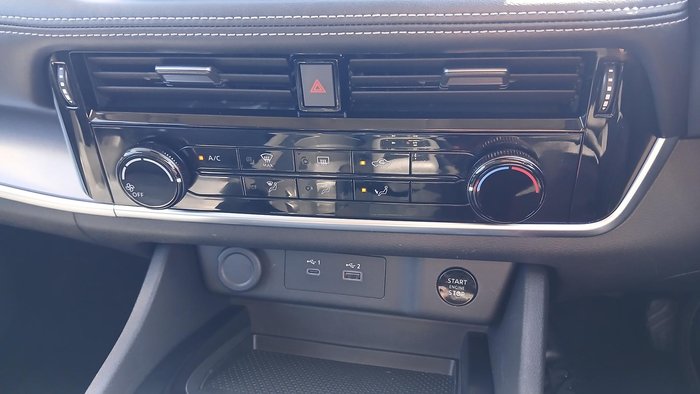 2024 Nissan X-TRAIL ST