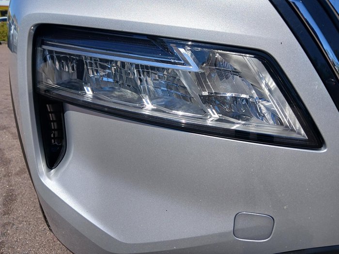 2024 Nissan X-TRAIL ST