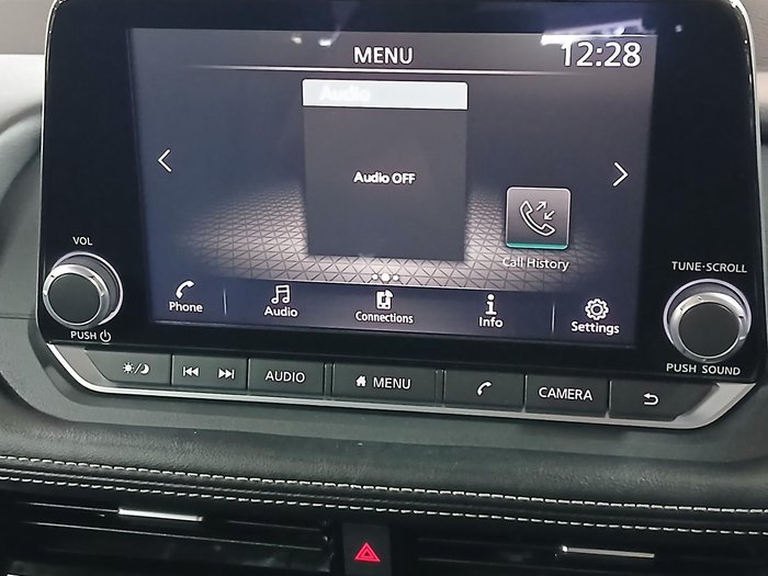 2024 Nissan X-TRAIL ST