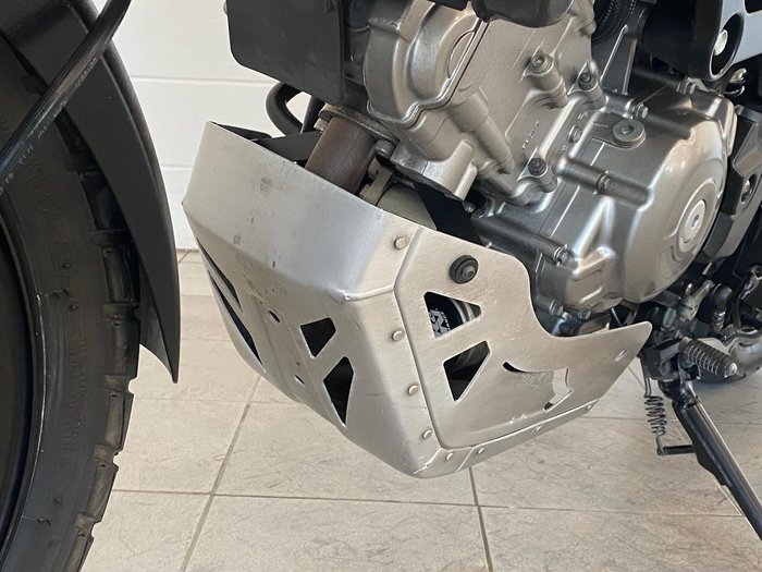 2013 Suzuki V-Strom 650 ABS (DL650A) V-Strom White