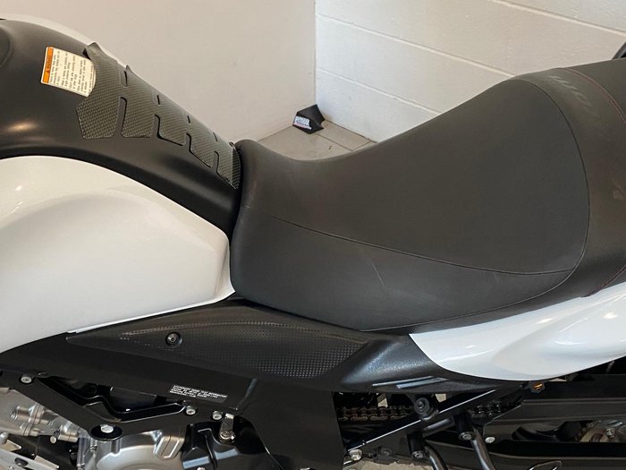 2013 Suzuki V-Strom 650 ABS (DL650A) V-Strom White