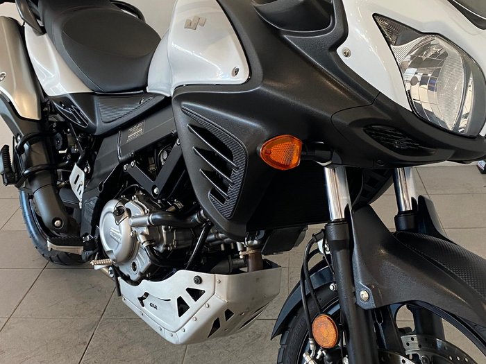 2013 Suzuki V-Strom 650 ABS (DL650A) V-Strom White