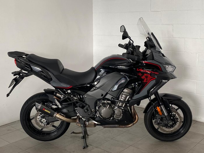 2020 Kawasaki Versys 1000 S Versys Black