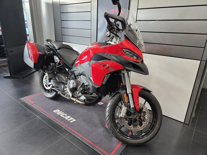 2025 Ducati Multistrada V2 S