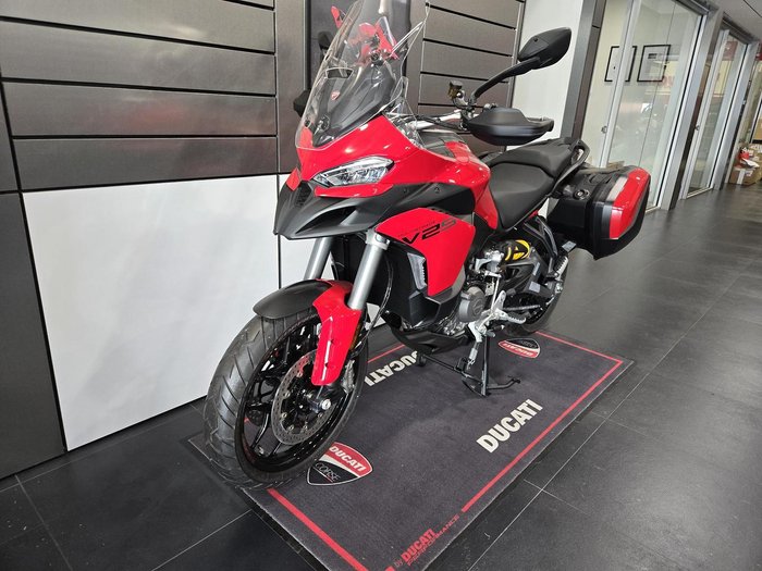2025 Ducati Multistrada V2 S