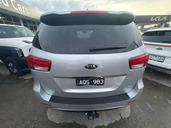 2017 Kia Carnival SLi