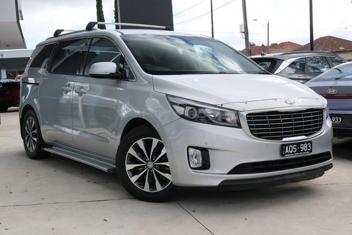 2017 Kia Carnival