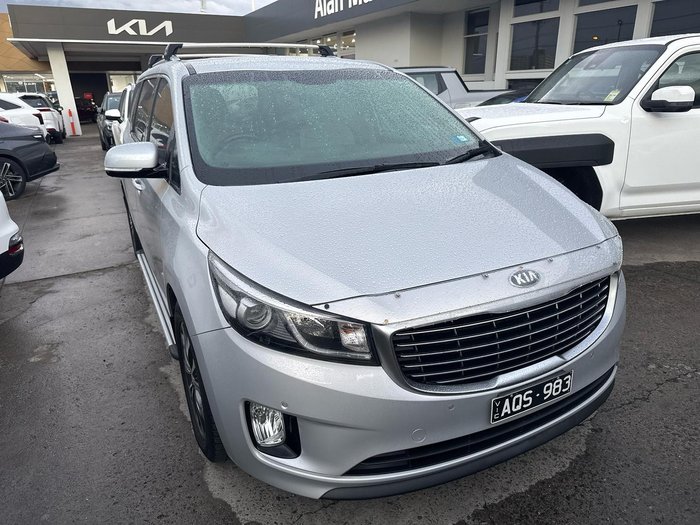 2017 Kia Carnival SLi