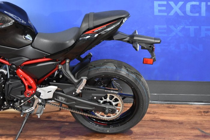 2025 Kawasaki 2025 Kawasaki 650CC Z650L (LAMS) ER650SSFAW SPORTS Black