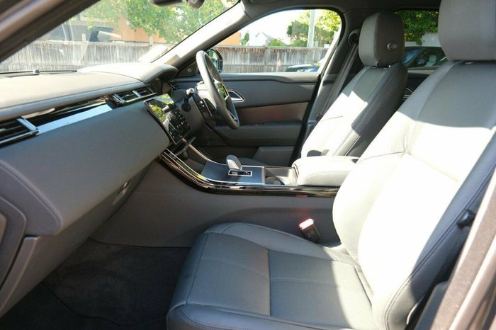 2025 Land Rover Range Rover Velar PHEV P400e Dynamic SE L560 MY26.5 AWD Carpathian Grey
