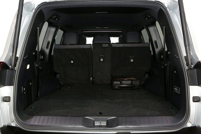 2025 Toyota Landcruiser VX