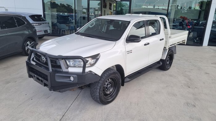 2022 Toyota Hilux SR
