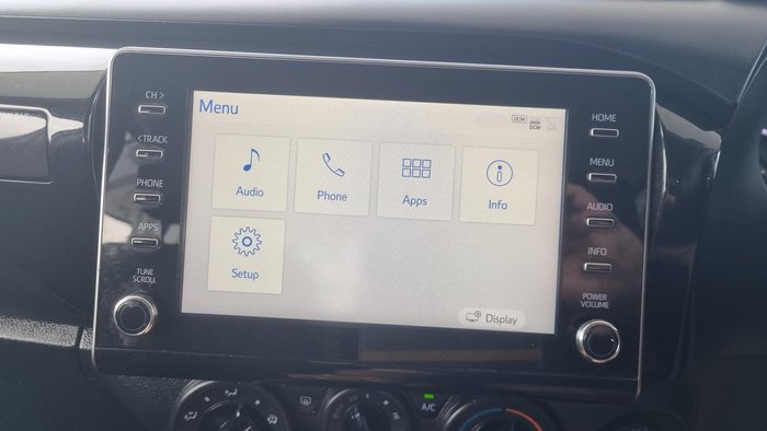 2022 Toyota Hilux SR